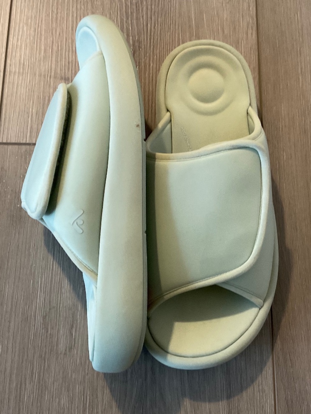 FITFLOP Iqushion City Adjustable Water-Resistant Slides Mint Size 8